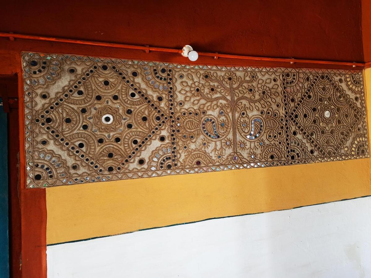 Kutir Craft Village Resort Bherandiāla Eksteriør billede
