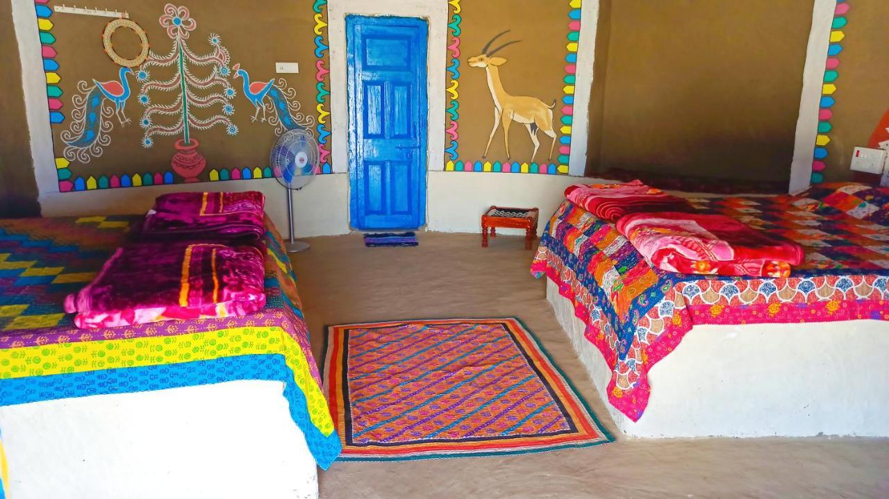 Kutir Craft Village Resort Bherandiāla Eksteriør billede