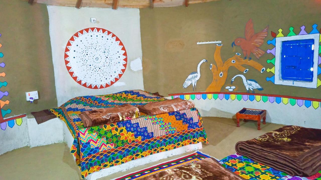Kutir Craft Village Resort Bherandiāla Eksteriør billede