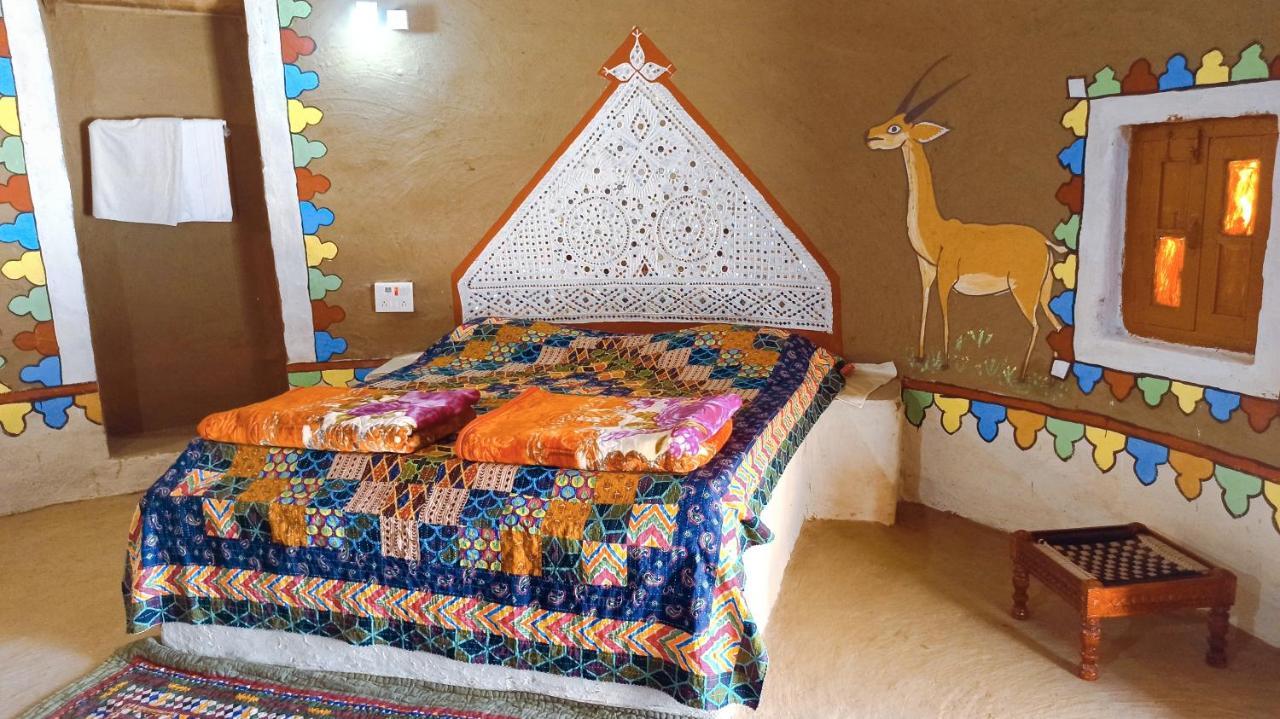 Kutir Craft Village Resort Bherandiāla Eksteriør billede