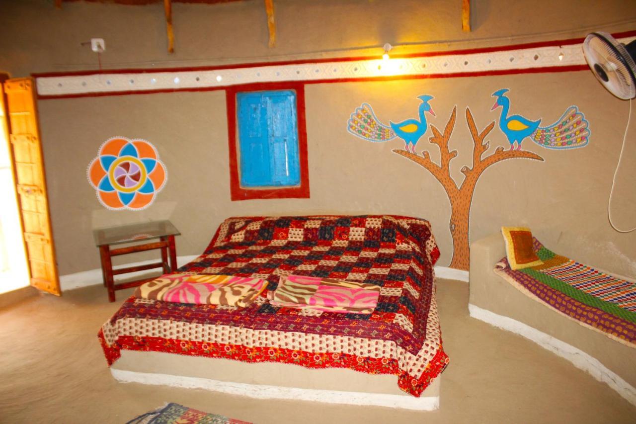 Kutir Craft Village Resort Bherandiāla Eksteriør billede