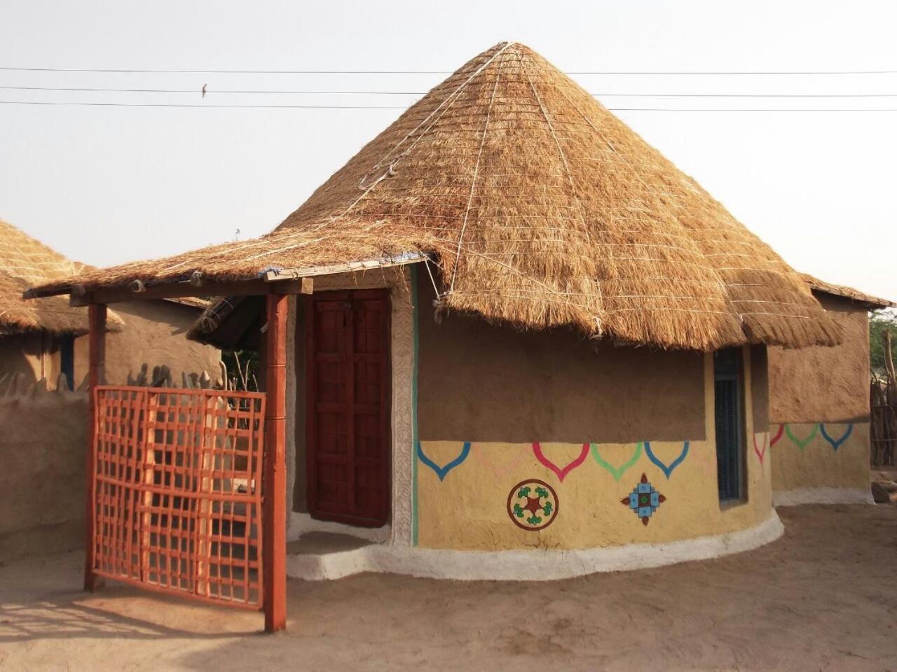 Kutir Craft Village Resort Bherandiāla Eksteriør billede