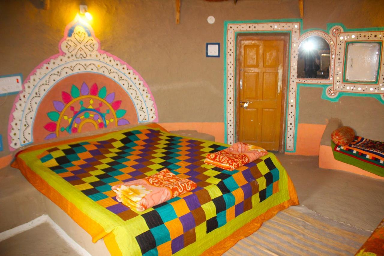 Kutir Craft Village Resort Bherandiāla Eksteriør billede