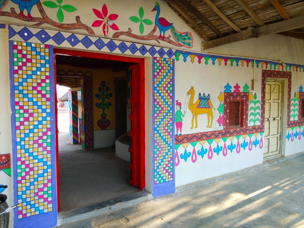 Kutir Craft Village Resort Bherandiāla Eksteriør billede